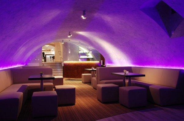 Club M.K.M. Modra Hotel Buitenkant foto